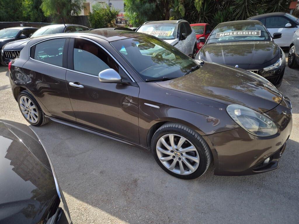 Alfa Giulietta 2.0 JTDM 175CV TCT EXCLUSIVE TETTO