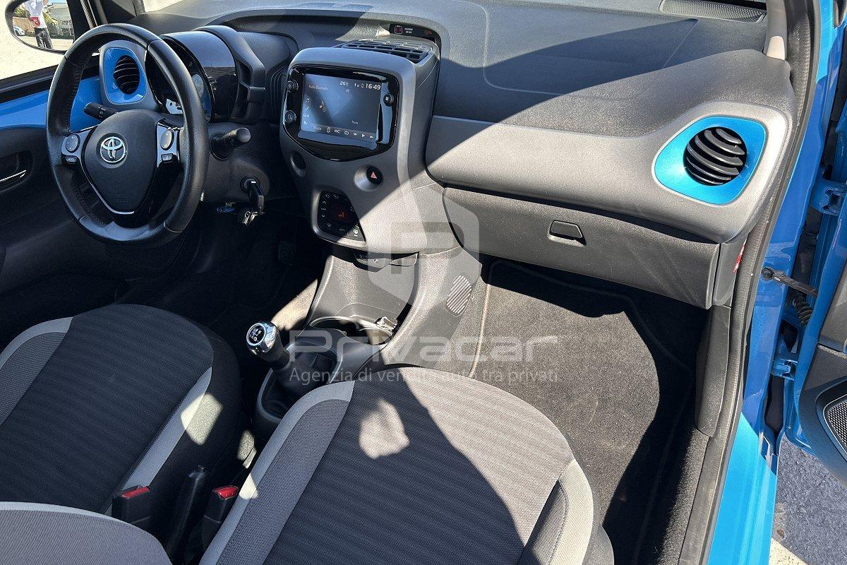 TOYOTA Aygo 1.0 VVT-i 72 CV 5 porte x-trend