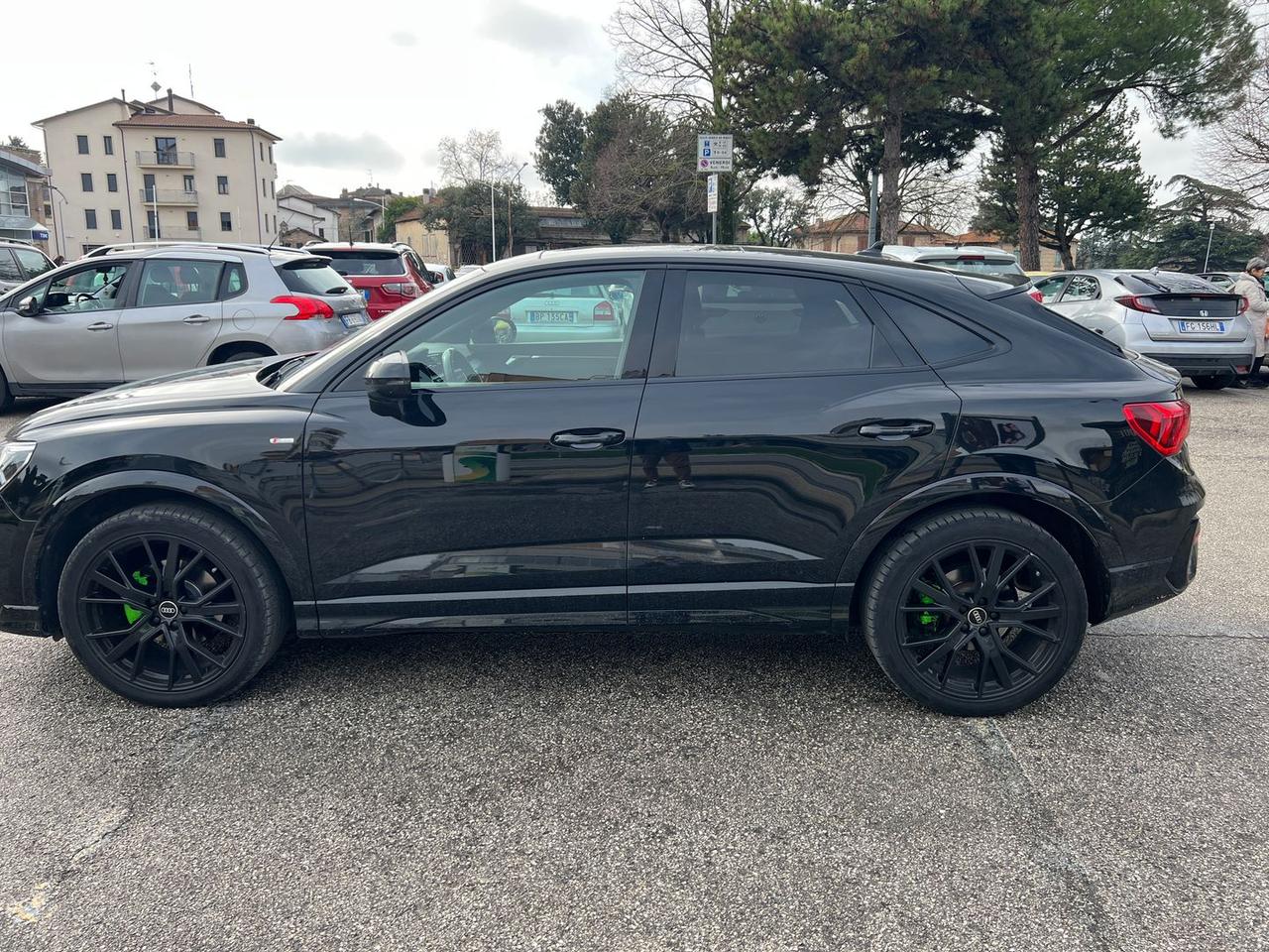 Audi Q3 2.0 35 TDI S Line #9694