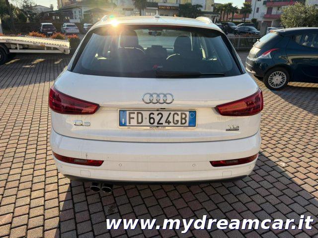 AUDI Q3 2.0 TDI 150 CV quattro Business