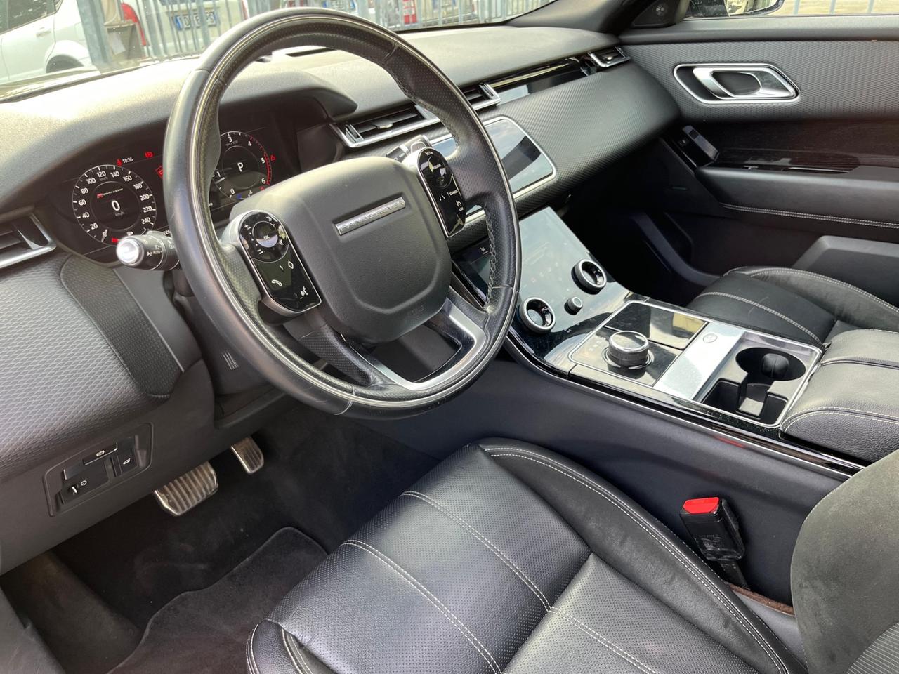 Land Rover Range Velar 2.0D I4 240 CV R-Dynamic
