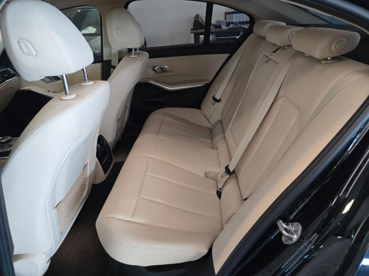 Bmw 330e Business Advantage 184cv Ibrida