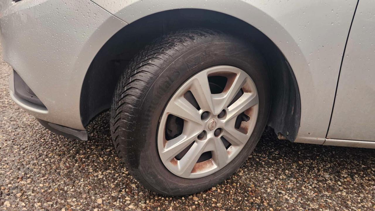 Opel Corsa 1.2 5 porte