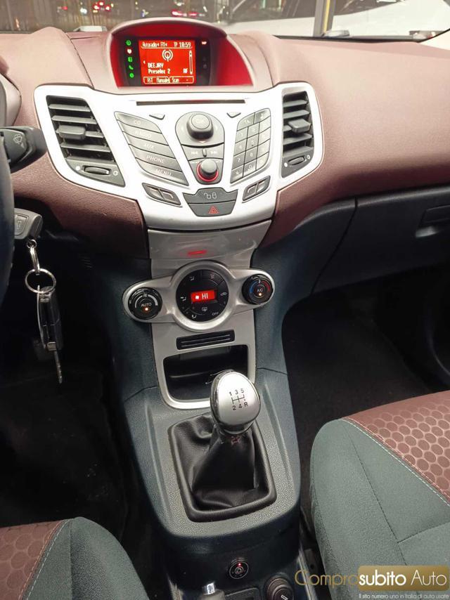 FORD Fiesta + 1.4 5 porte Bz.- GPL
