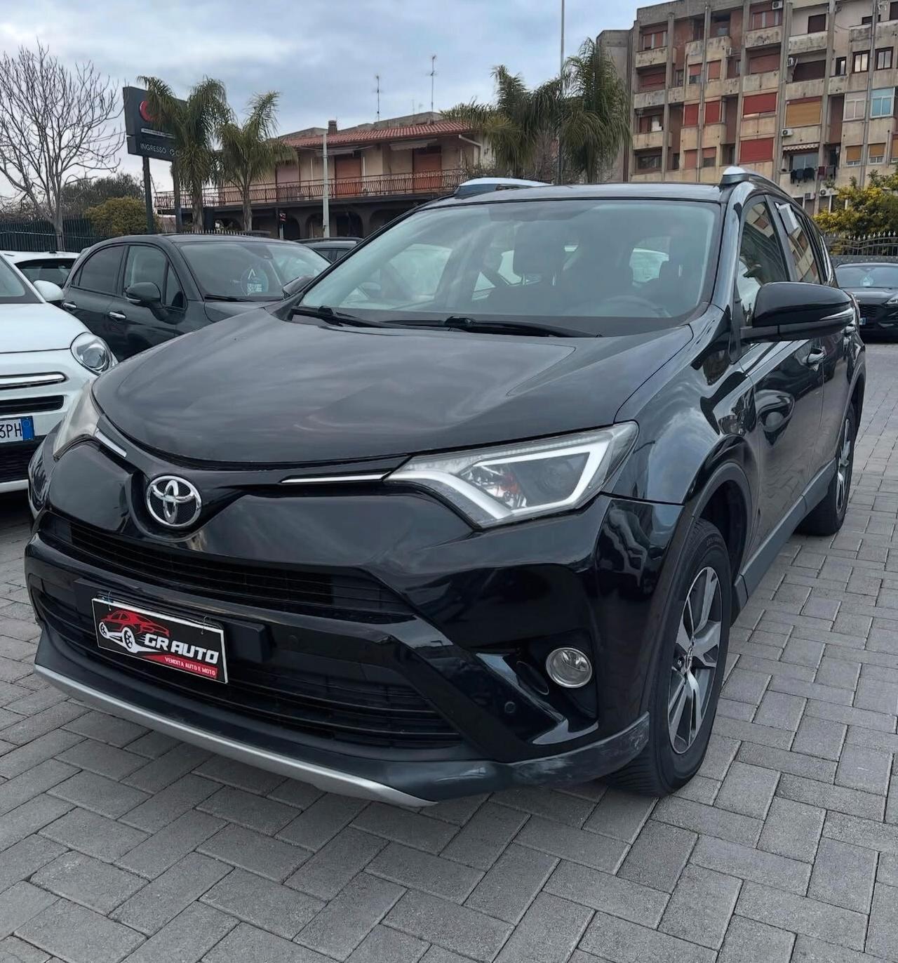 Toyota RAV 4 2.0 D-4D 2WD 143cv