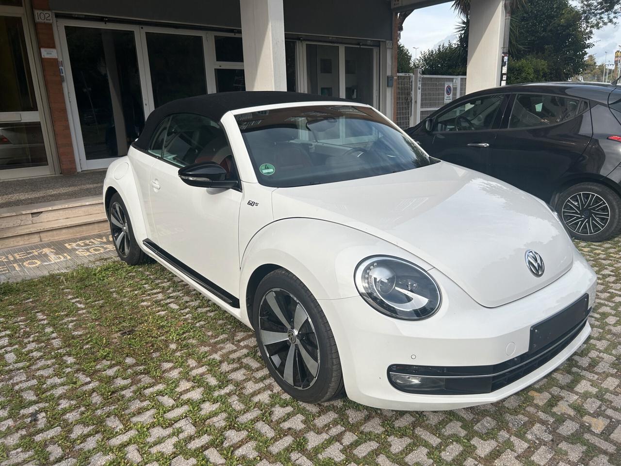 Volkswagen Maggiolino Cabrio 1.4 TSI 60's anniversary pack , pelle, led, navi