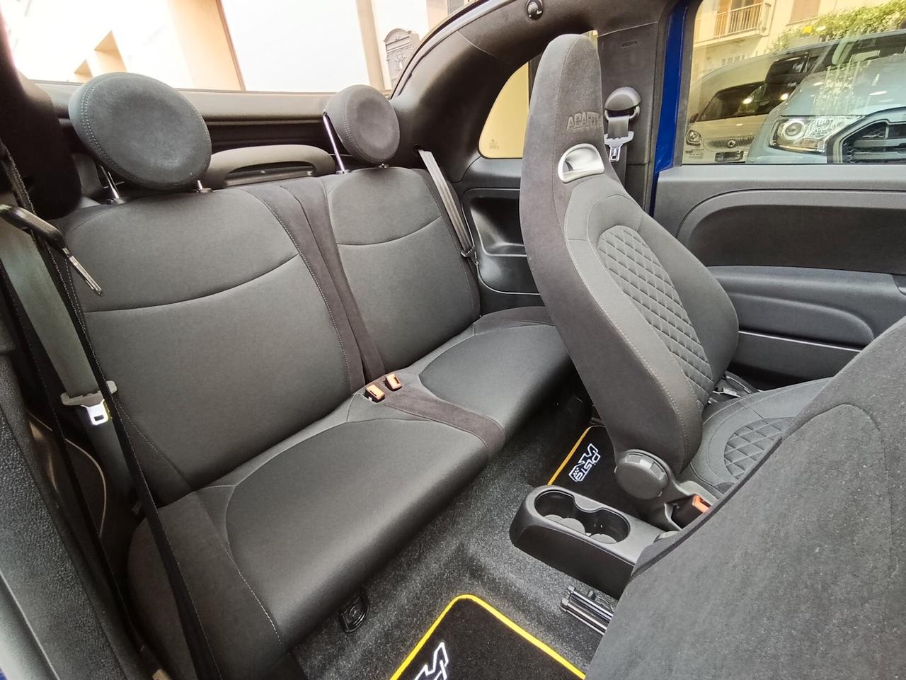 Abarth 595 C 1.4 Turbo T-Jet 160 CV Pista Cabriolet