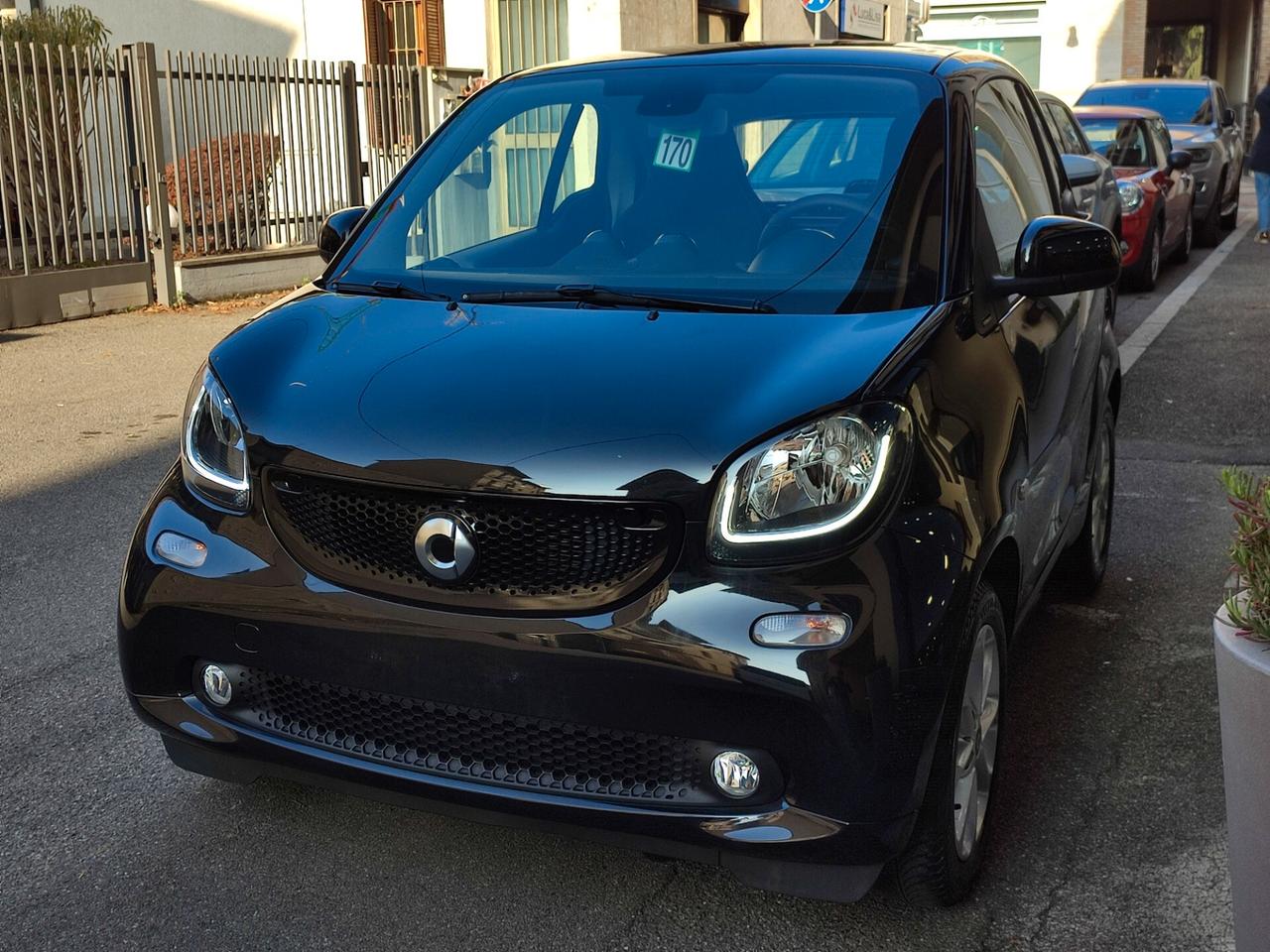 Smart ForTwo 70 1.0 Passion Solo km 31.517 certicati!