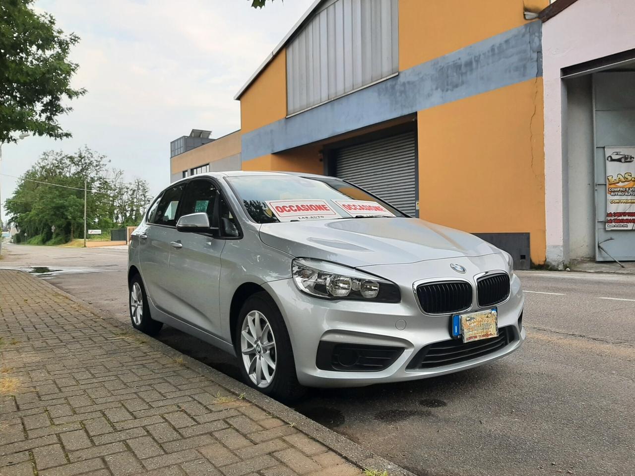 Bmw 216 218d Active Tourer LuxuryKM 110 MILA a 12.999 Eu