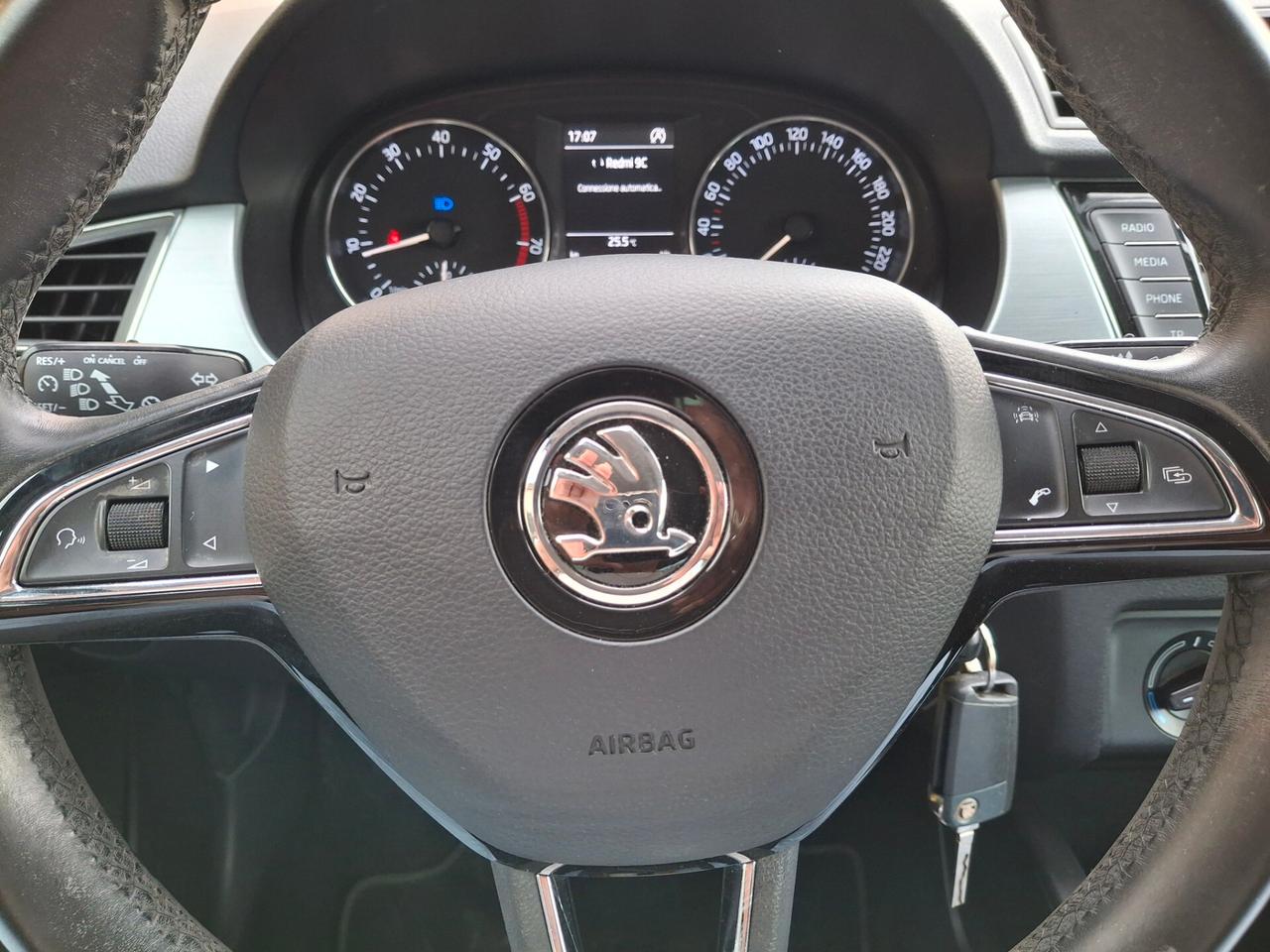 Skoda Fabia 1.0 MPI 60 CV Twin Color Design Edition Argento