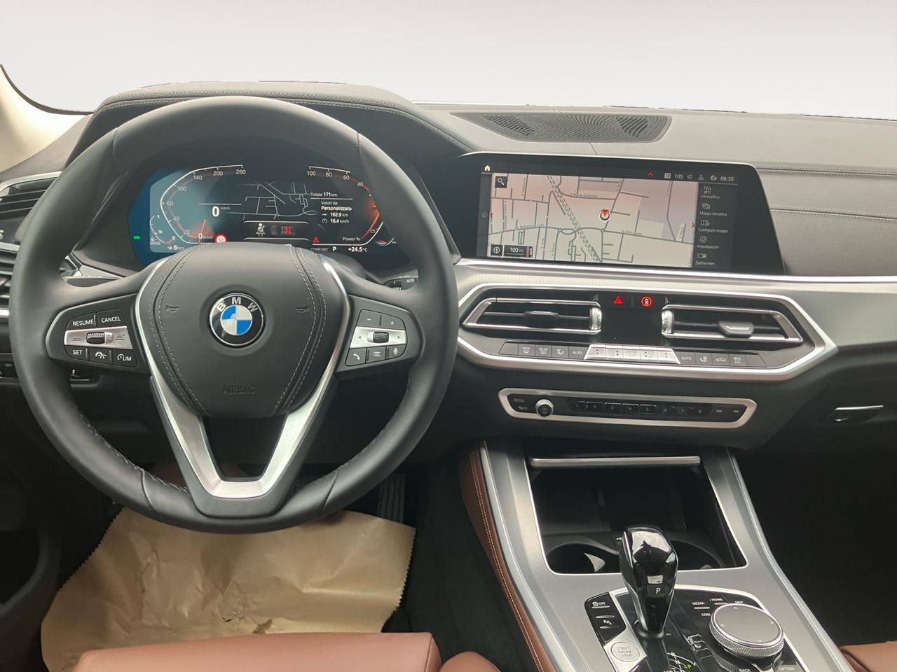 BMW X5 xdrive30d mhev 48V xLine auto