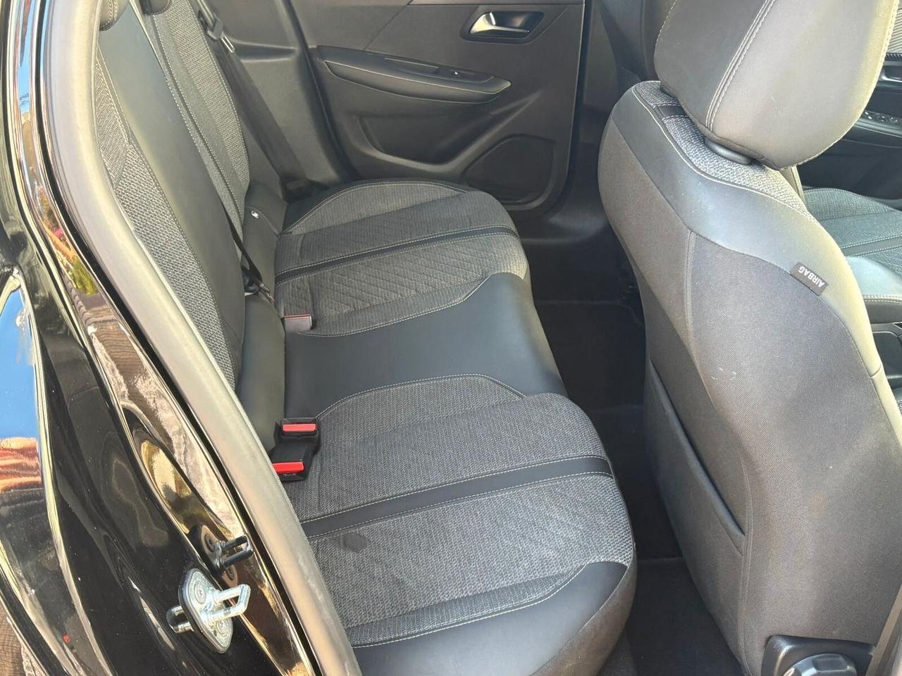 Peugeot 208 PureTech 100 Stop&Start 5 porte GT