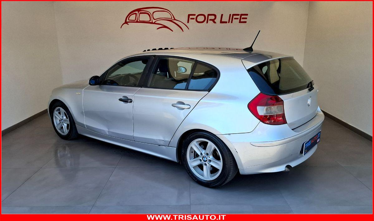 BMW 120d 2.0 Attiva (TETTUCCIO APRIBILE)