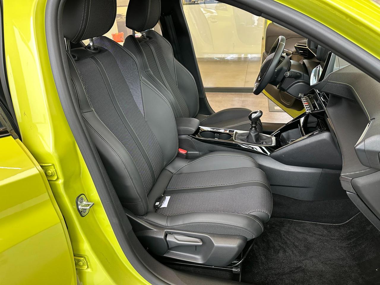 Peugeot 208 1.2 puretech GT s&s 100cv