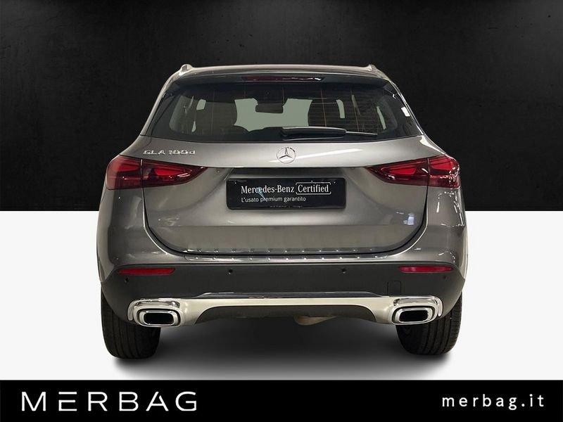 Mercedes-Benz GLA 180 d Automatic Business Extra