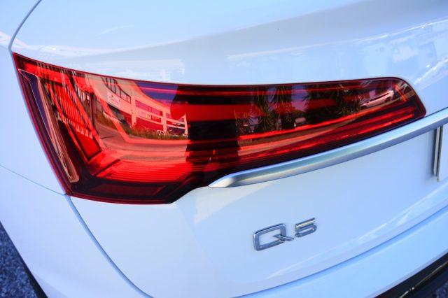 AUDI Q5 SPORTBACK 40 TDI quattro S tronic Business Advance