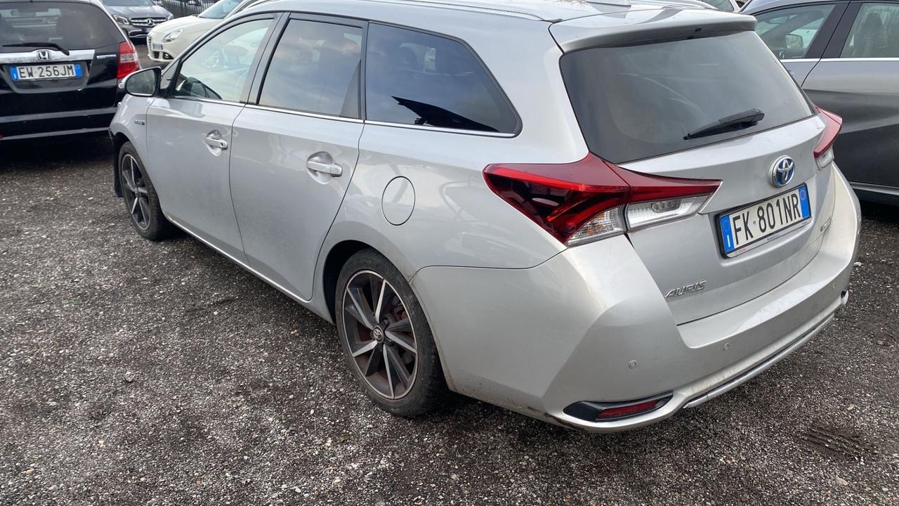 Toyota Auris Touring Sports 1.8 Hybrid Lounge