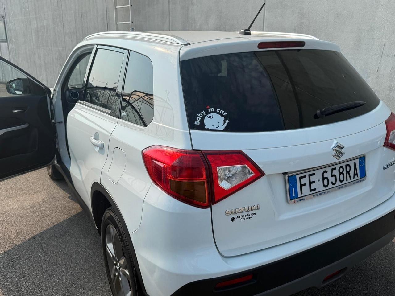 Suzuki Vitara 1.6 DDiS V-Top solo 99000km