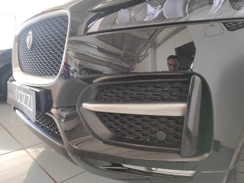 JAGUAR F-Pace (X761) - F-Pace 2.0 D 180 CV aut. R-Sport