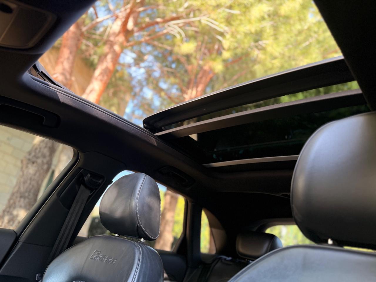 Audi Q3 RS 2.5 TFSI quattro S tronic performance