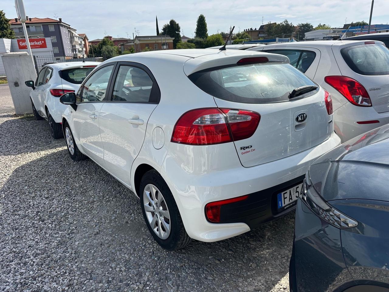 Kia Rio IRio 1.1 CRDi 5p. Cool NEOPATENTATI