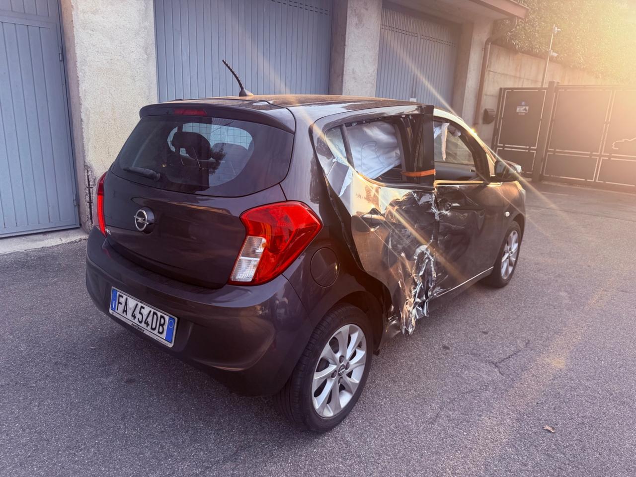 Opel Karl 1.0 INCIDENTATA