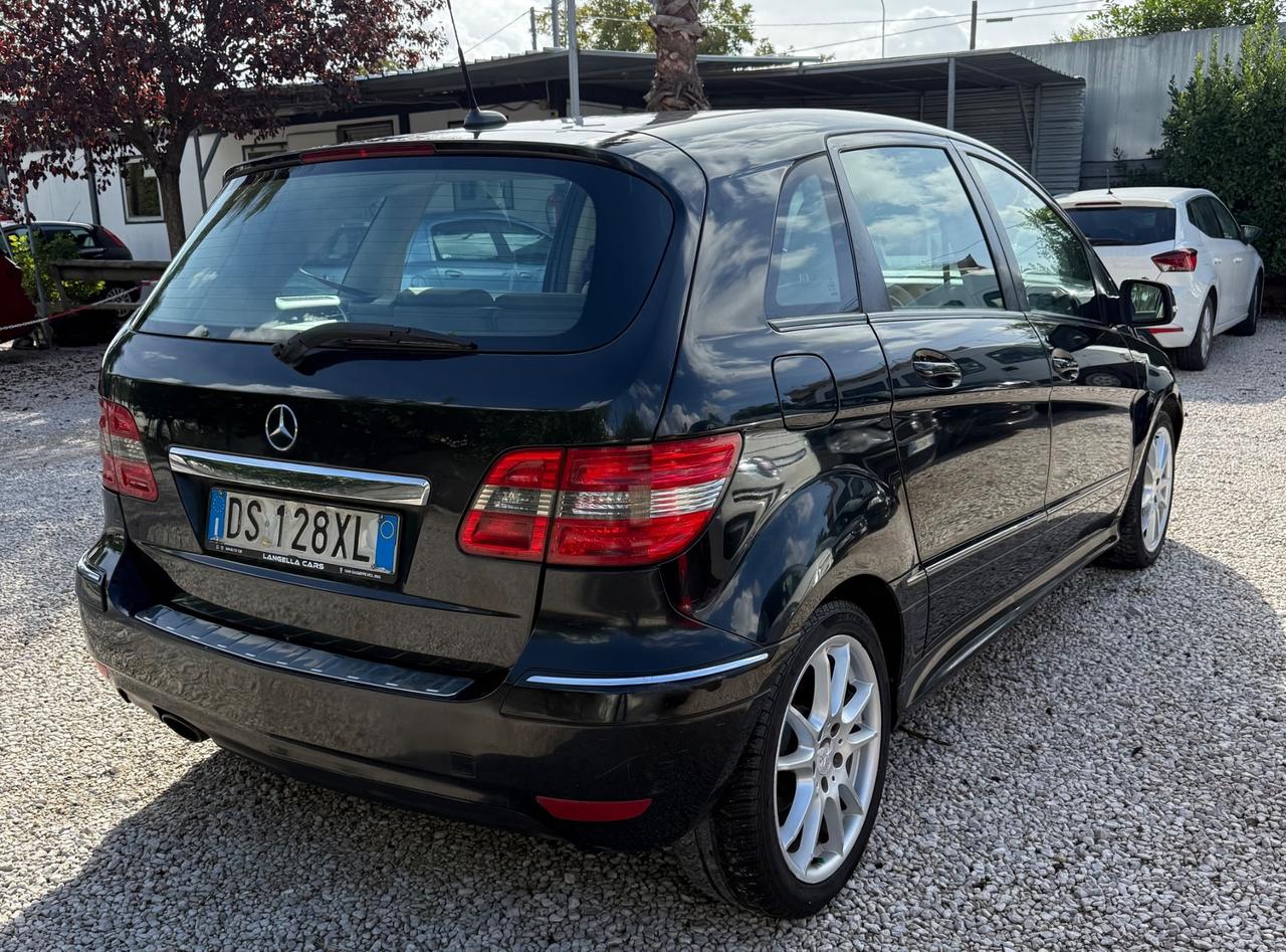 Mercedes-benz B 150 BlueEFFICIENCY Sport