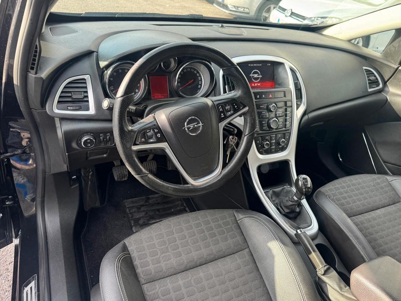 Opel Astra GTC 1.4 Turbo 140CV S&S 3 porte Cosmo