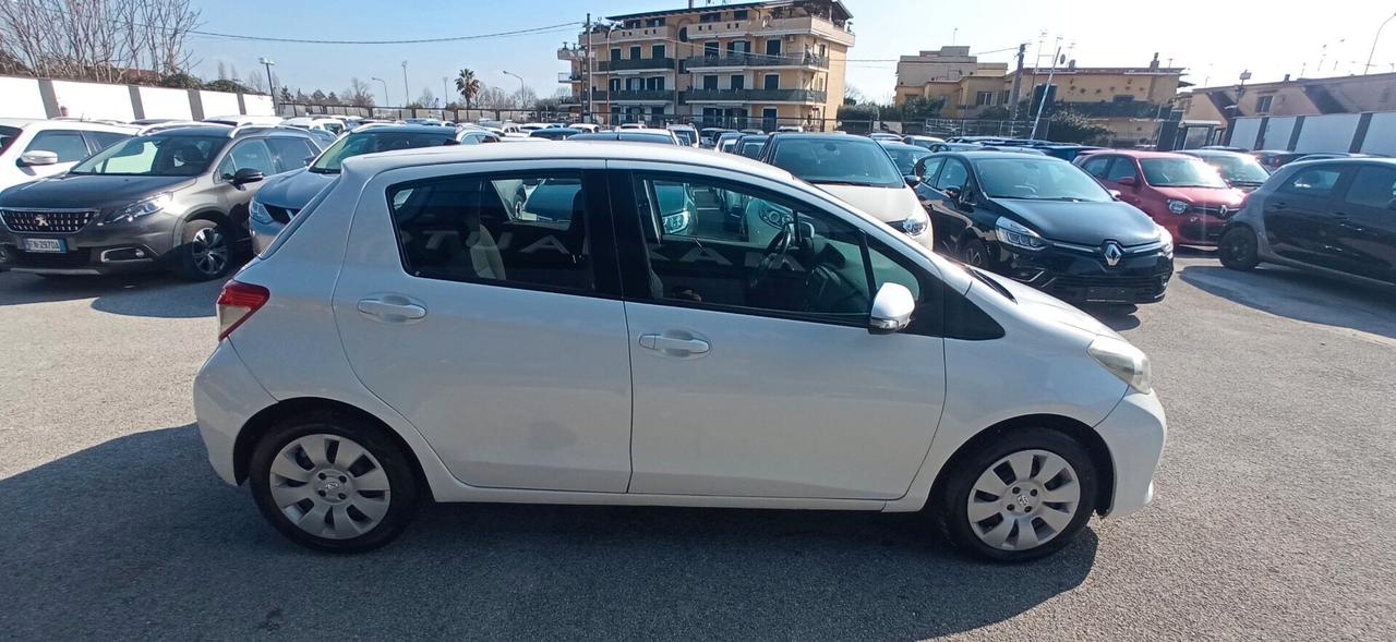 Toyota Yaris 1.0 5 porte GPL