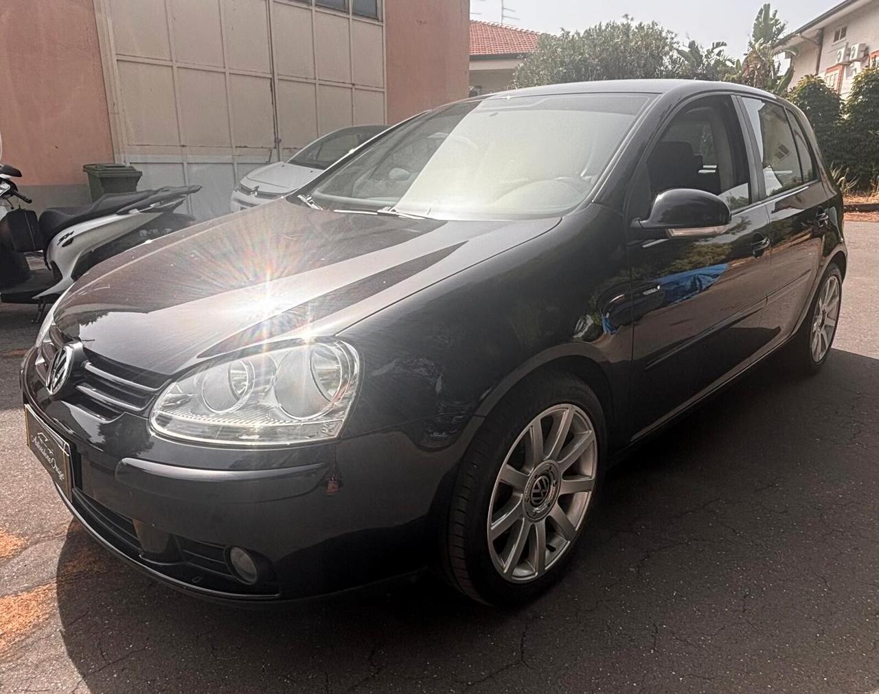 Volkswagen Golf 2.0 16V TDI 5p. Sportline