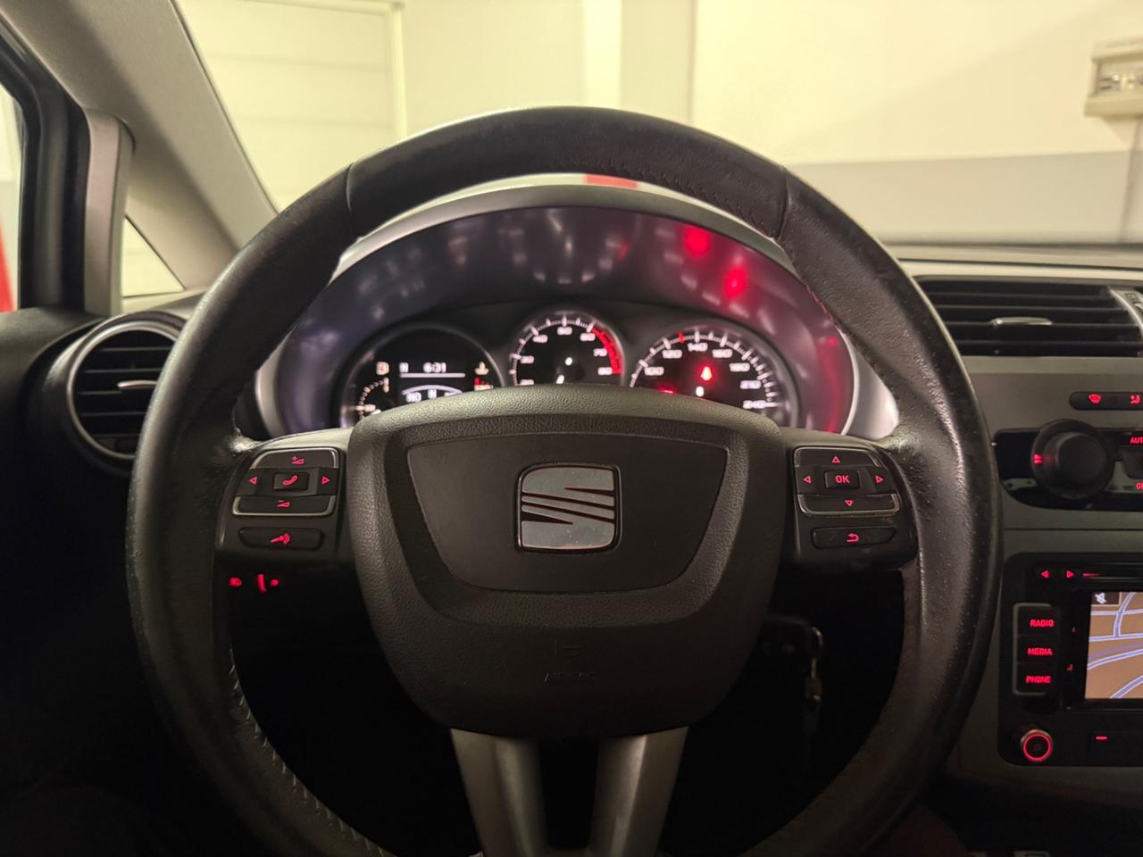 Seat Leon FULL-UNIPROPR.-BENZINA-BOLLO2027.-NEOP-VARI LAVOR