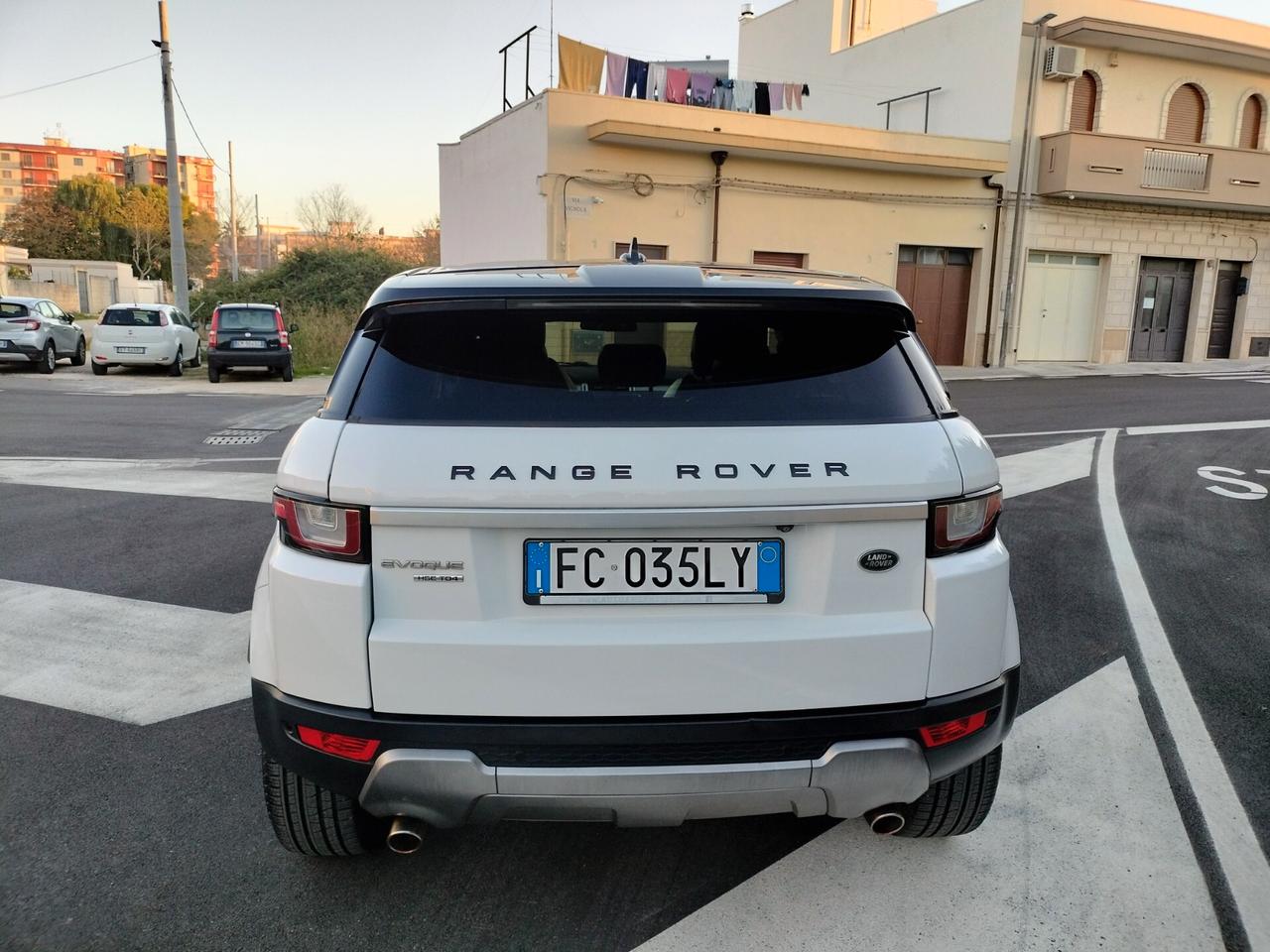 Land Rover Range Evoque 2.0 TD4 180 CV 5p. Autobiography
