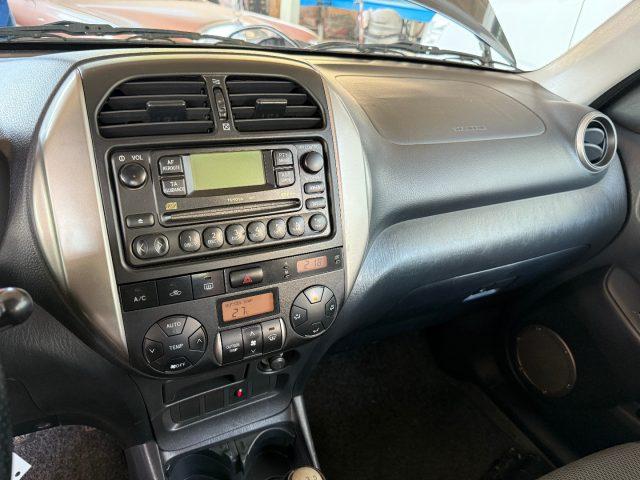 TOYOTA RAV 4 MY23 RAV4 2.0 Tdi D-4D cat 5 porte Sol