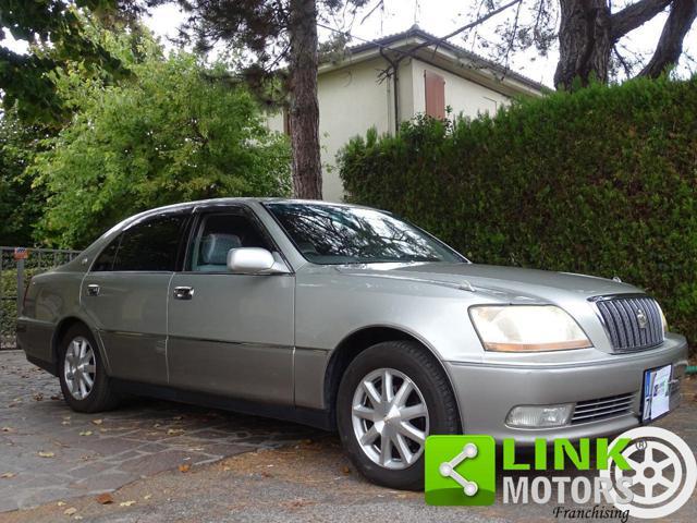 TOYOTA Crown Majesta 4.0 V8 S170 - 1999 ASI - Import