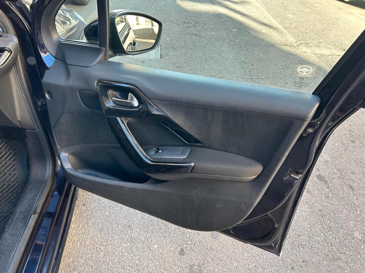 Peugeot 208 BlueHDi 75 Allure