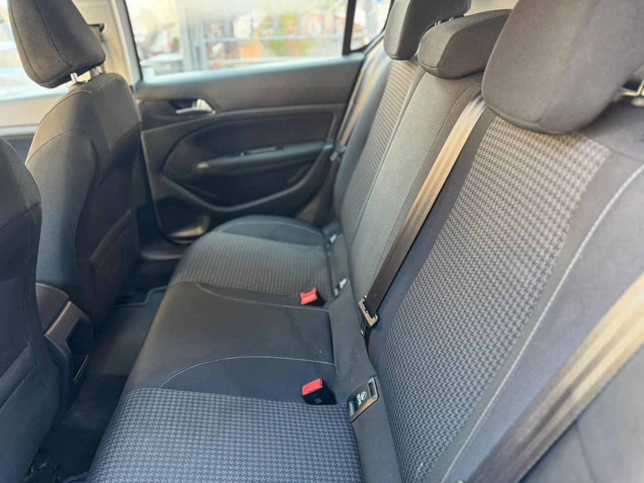 Peugeot 308 BlueHDi 100 S&S Allure