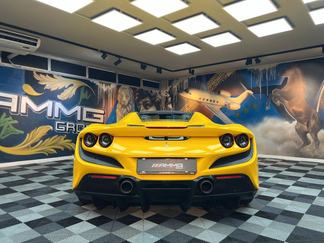 Ferrari F8 Spider 3.9 (640)