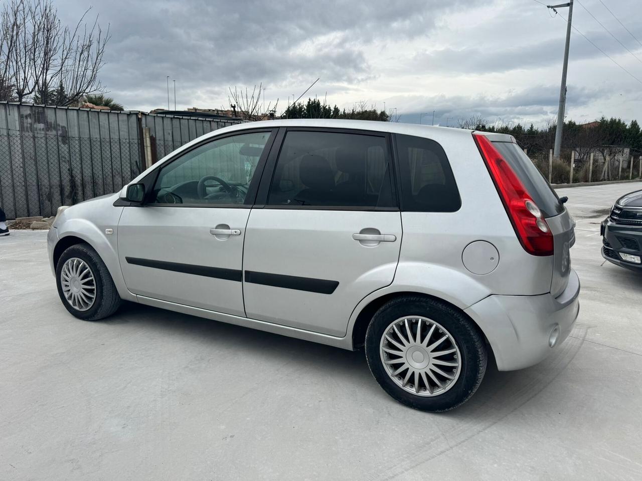 Ford Fiesta 1.4 68cv Titanium 2007