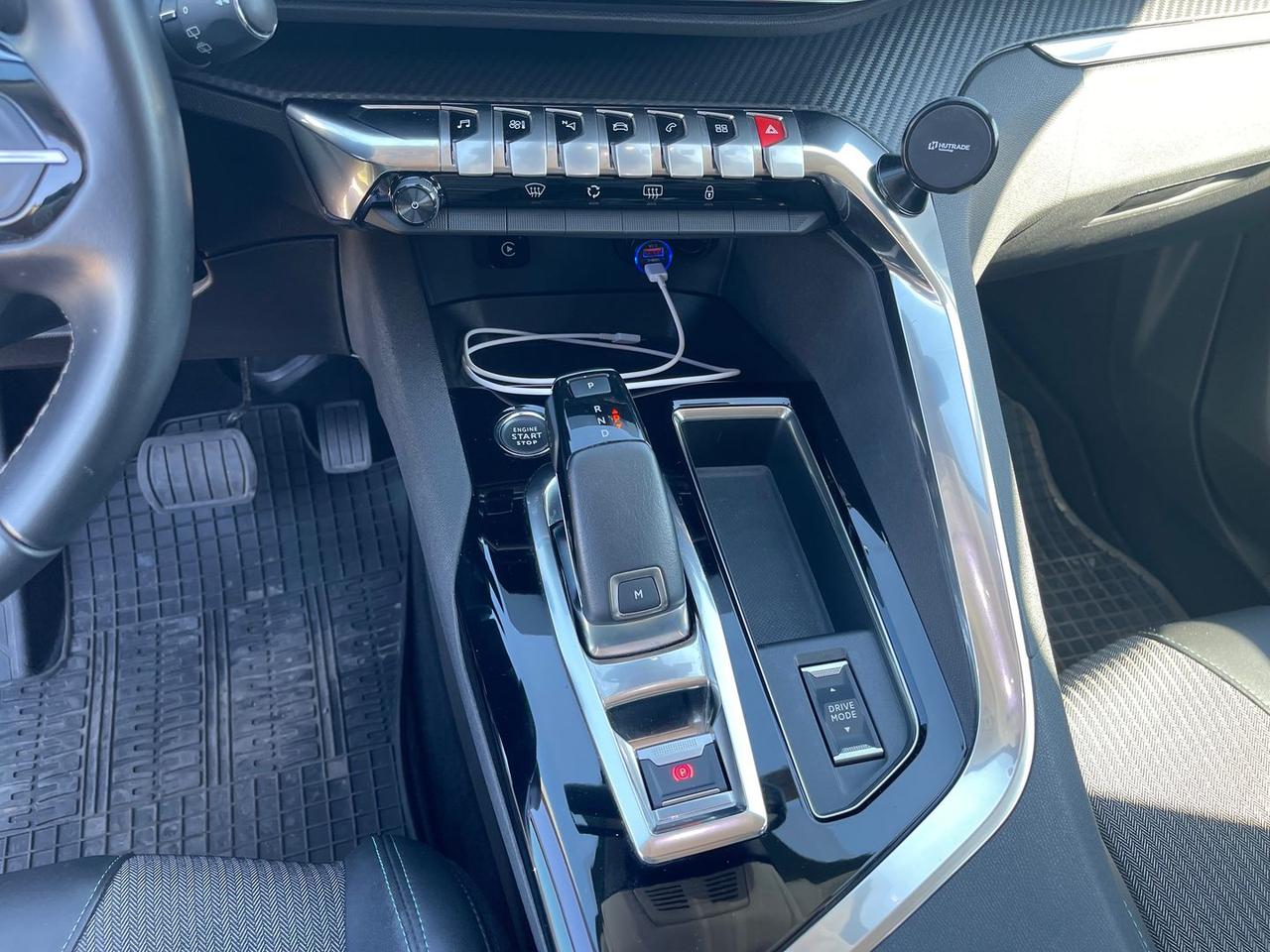 Peugeot 3008 Allure 1.5 Blue HDI 130 #10297