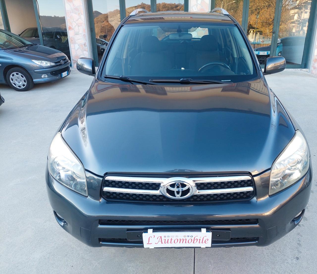 Toyota RAV 4 RAV4 2.2 D-4D 136 CV Sol