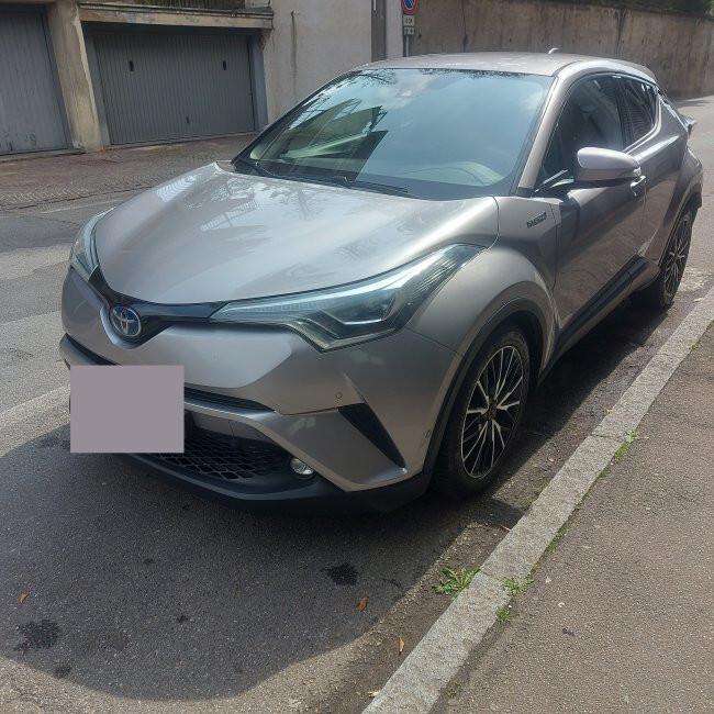 Toyota C-HR 1.8 Hybrid E-CVT Lounge