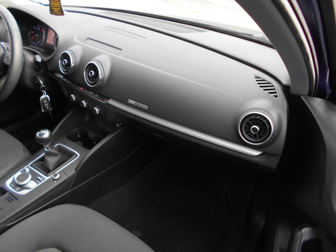 Audi A3 1.6 TDI 116 CV Sport