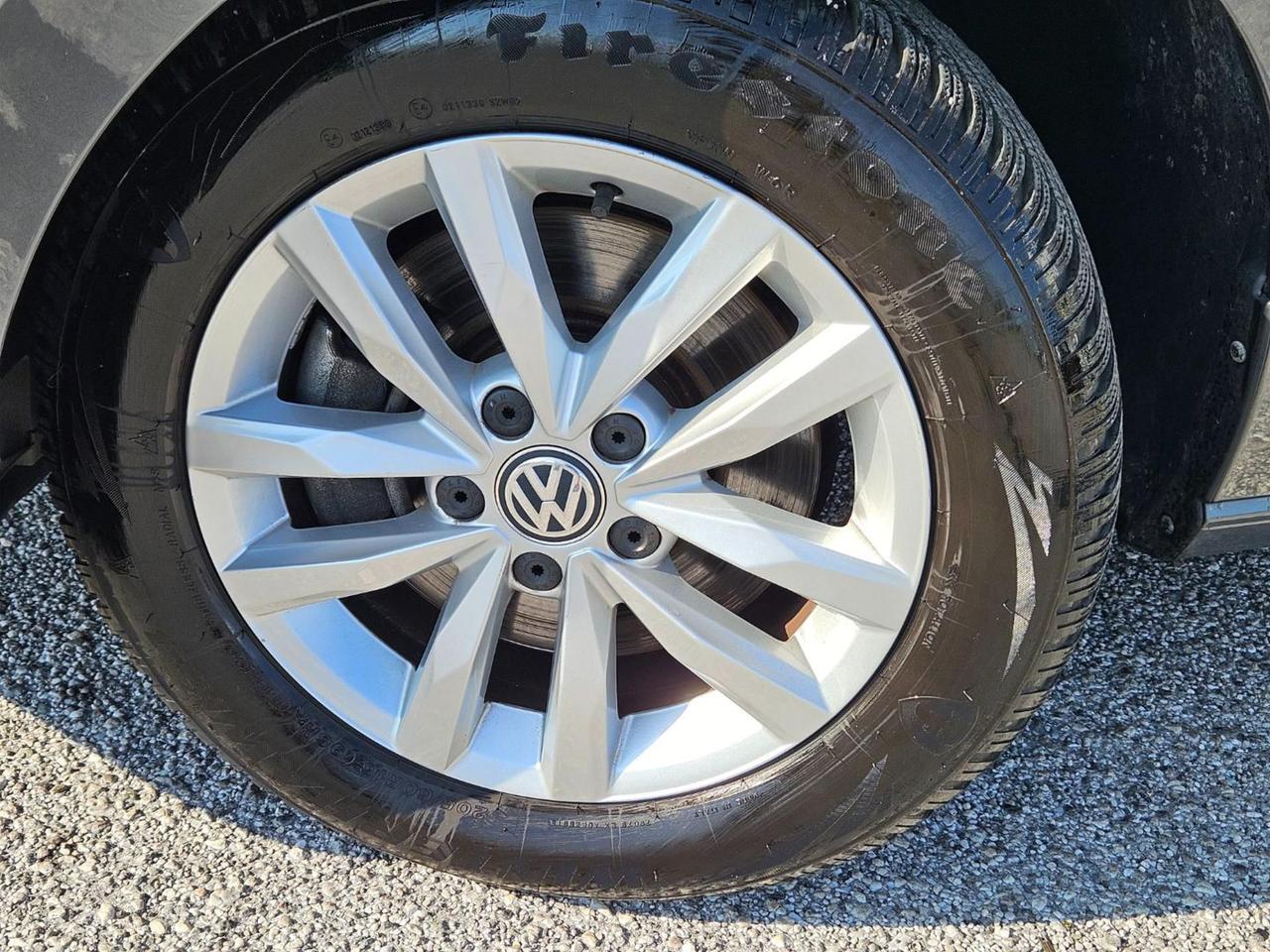 Volkswagen Touran 1.6 TDI 115 CV SCR DSG Comfortline