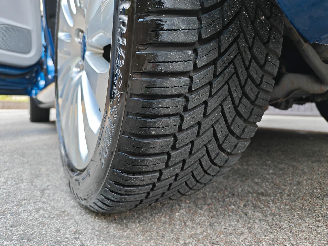 Ford Focus 1.6 BENZINA 115cv TITANIUM / 60.000km