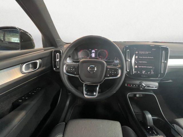 VOLVO XC40 T2 automatico Micro Hybrid Core