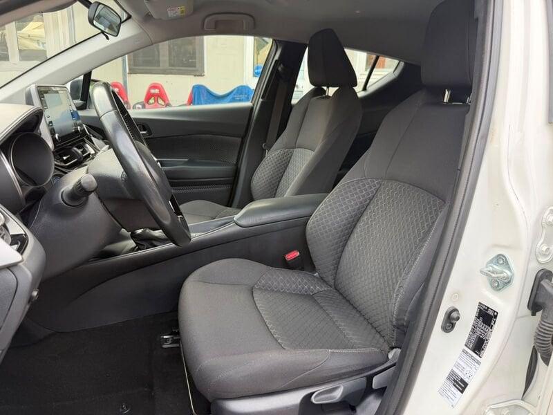 Toyota C-HR C-HR 1.8h Lounge e-cvt