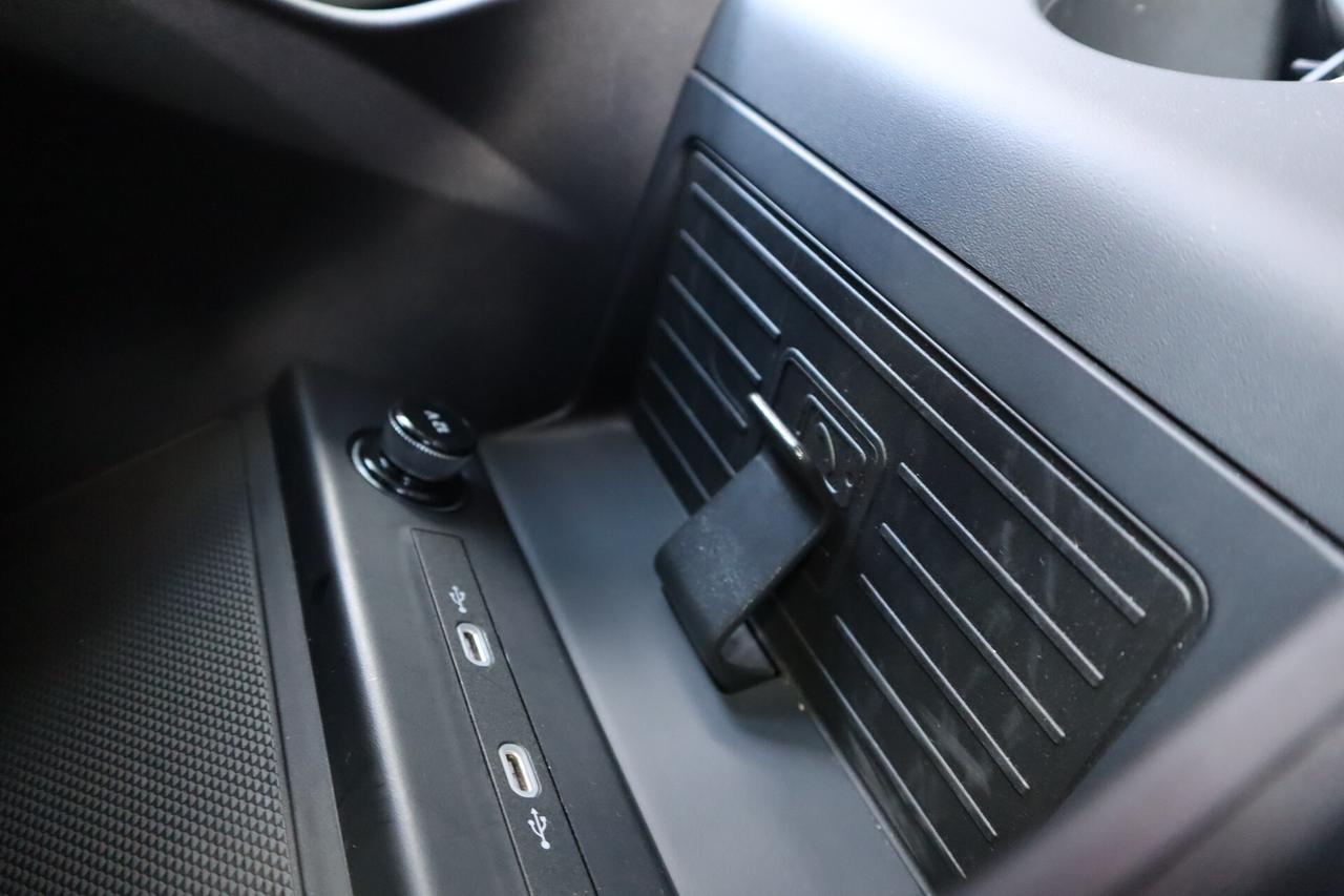 Audi Q4 E Tron 45 QUATTRO ACC LED CAMERA 19" SOLO 14.500KM!