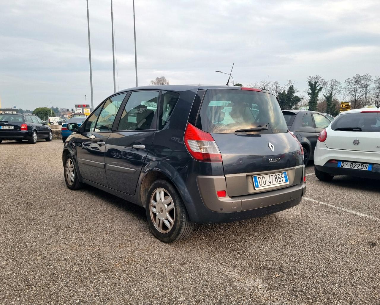 RENAULT SCENIC 1.6 BENZINA 111CV 16V DYNAMIQUE