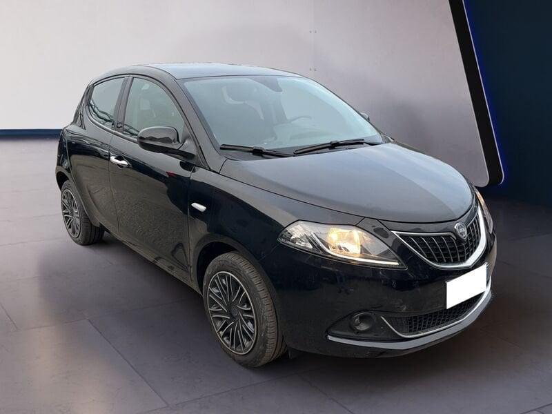 Lancia Ypsilon III 2021 1.0 firefly hybrid Gold s&s 70cv