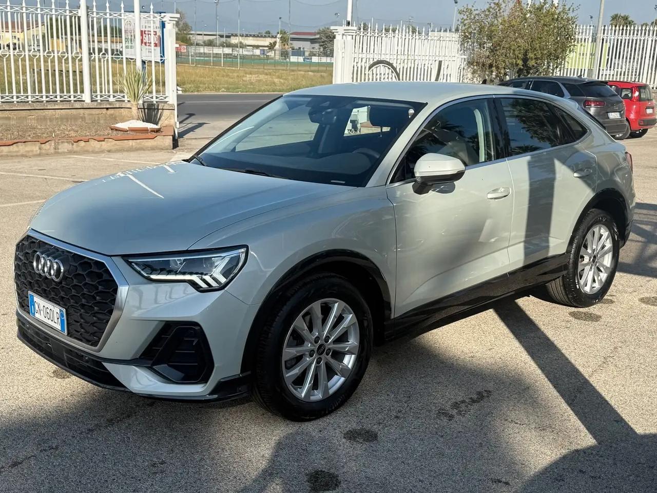 Audi Q3 SPB 35 TDI S tronic Business Plus